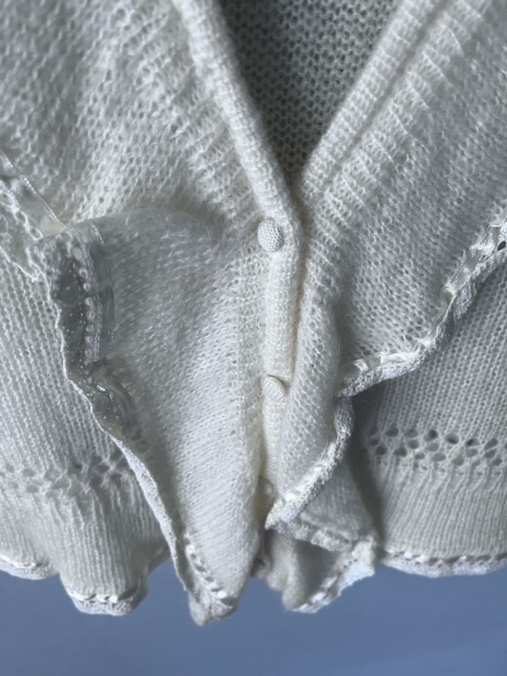 J. J. Basics Mohair Blend Cream Ruffle-Front Sleeveless Knit Vest Top S - Picture 4 of 9